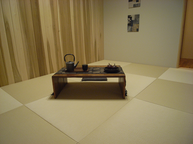 采用目積-葉綠。